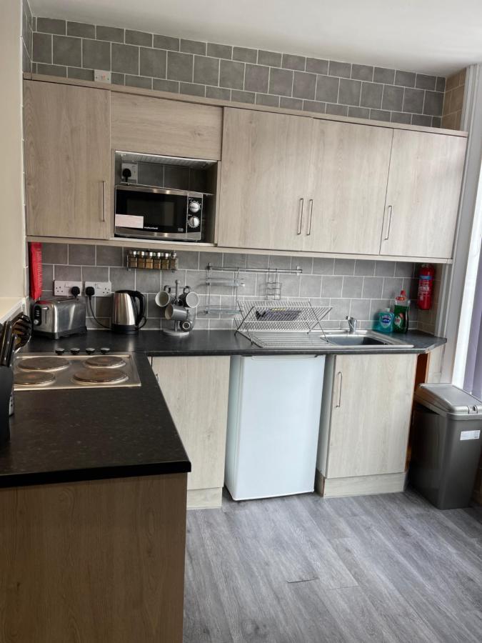 Apartment Near Beach - F - Ground Floor 1 Bedroom - Self Check In *