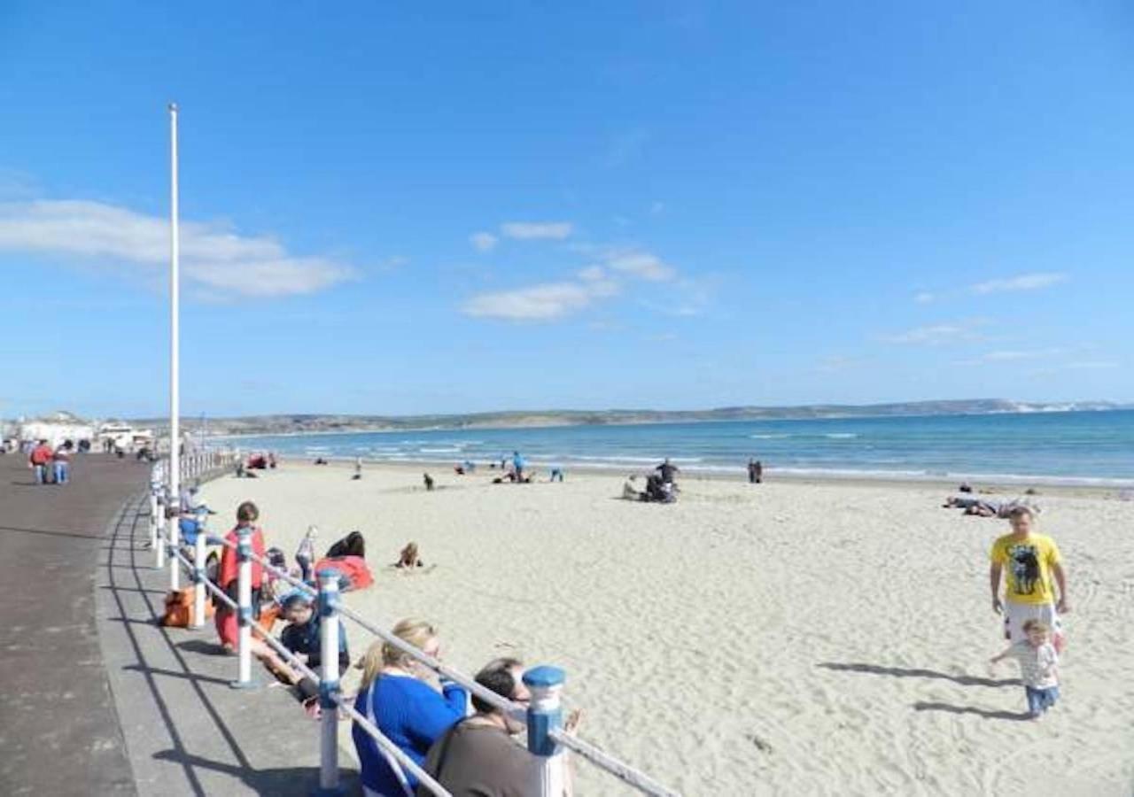 Near Beach - F - Ground Floor 1 Bedroom - Self Check In Apartment *